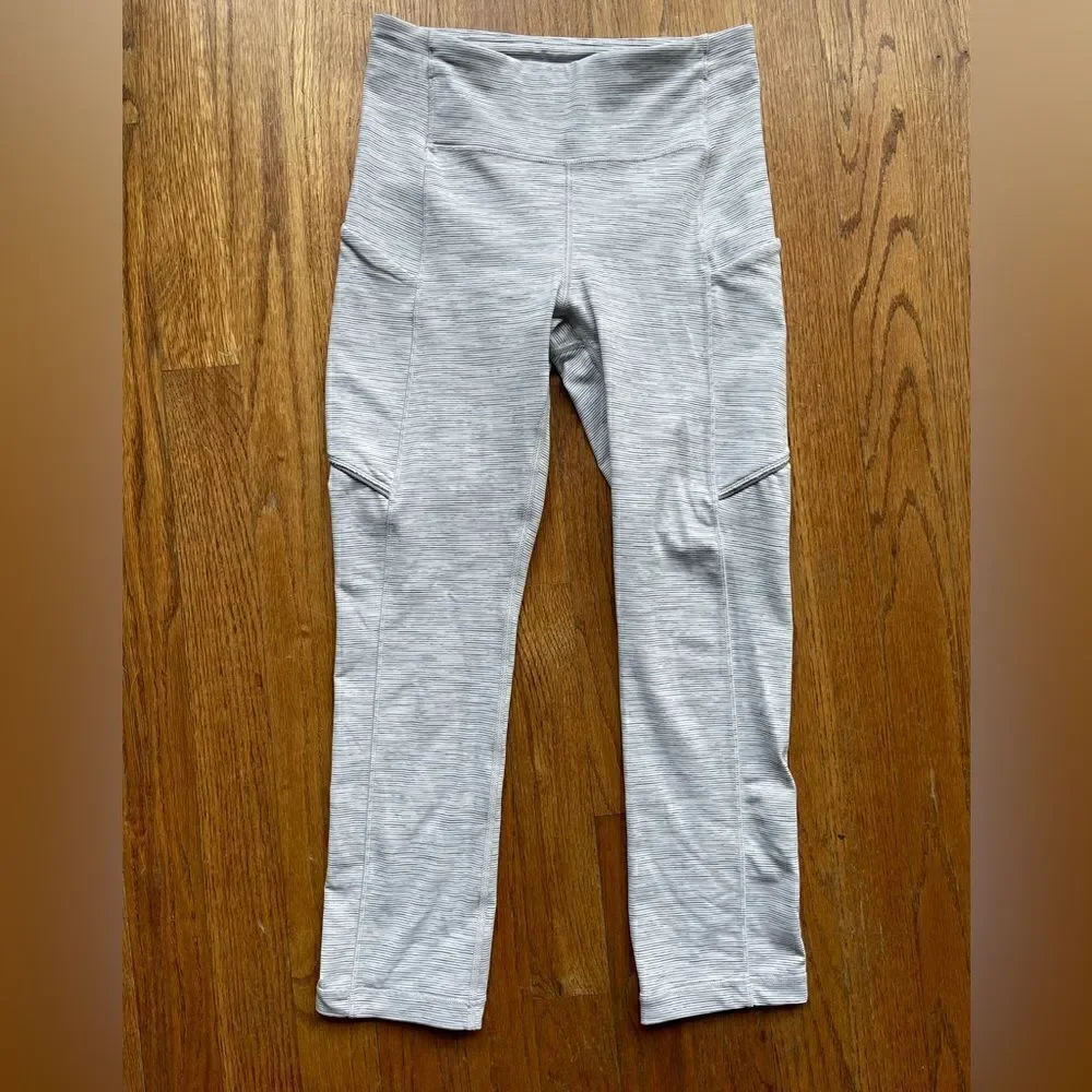 Lululemon Speed Up Crop Pant Size 2